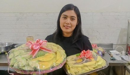 Rujak Mak Lemak Kini Laris Manis Jadi Hampers, Berawal Dari Salak Kiloan!
