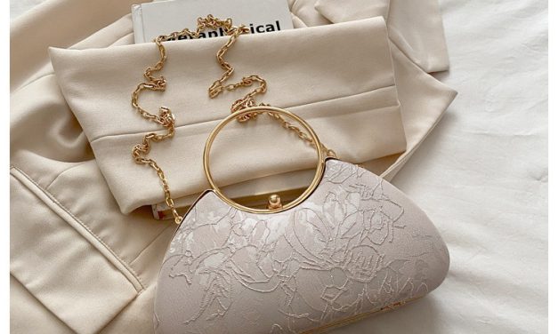 Tren Clutch Bag: Gaya Elegan Untuk Setiap Acara Spesial