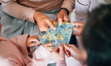 THR: Ciri Khas Hari Raya Idul Fitri Yang Di Nanti Anak Anak