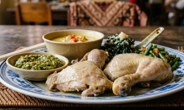 Ayam Pop Padang: Sensasi Pedas Yang Melekat Di Lidah