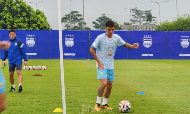 Percakapan Seru Eliano Dan Tijjani Reijnders Tentang Persib!