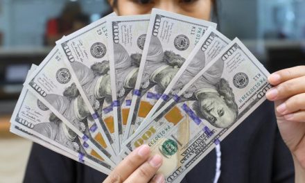 Rupiah Terseret Tekanan Global, Investor Asing Mulai Cabut Modal