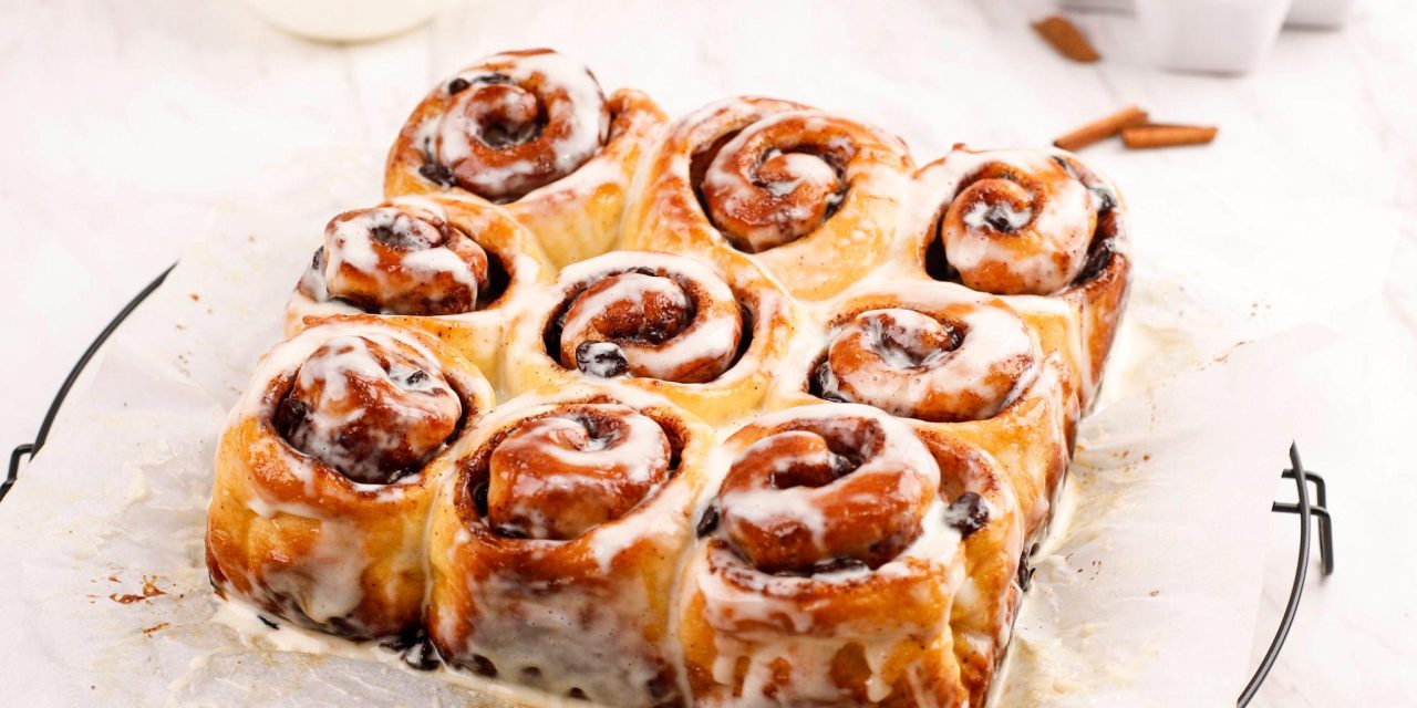 Cinnamon Roll: Dessert Manis Yang Cocok Untuk Teman Ngopi