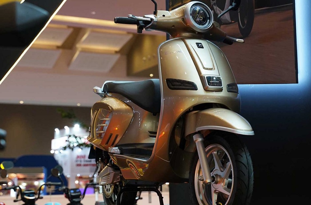 United C2000 Jadi Pilihan Baru Pecinta Motor Listrik Stylish