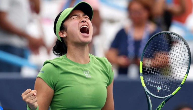 Berjuang Lawan Cedera! Alex Eala Tembus 16 Besar Di Toronto