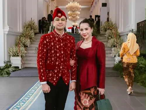 Gaya Nagita Slavina Di HUT RI Ke-81, Tas Mewah Bikin Melongo