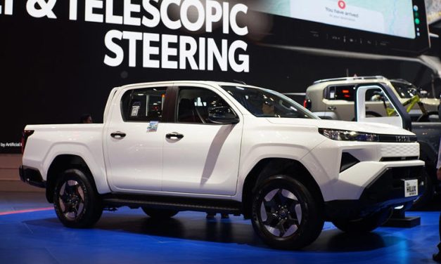 Masuk Kabin Toyota Hilux BEV, Fitur Canggihnya Bikin Melongo!