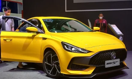 MG 5 GT Magnify 2026 Makin Gagah! Desain Sporty, Fitur Modern