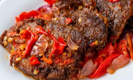 Bikin Nagih! Dendeng Balado Dan Sambal Merah Kaya Rempah