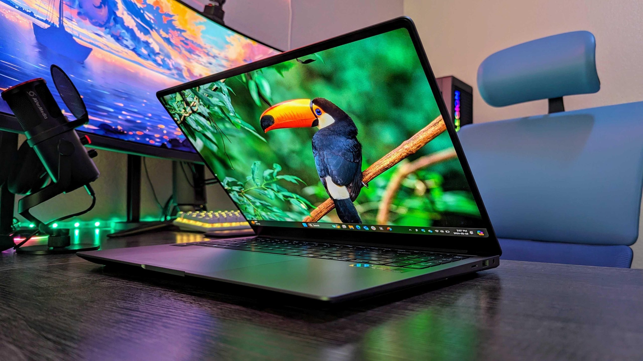 Laptop Premium! Samsung Galaxy Book4 Ultra, RAM - 64 GB